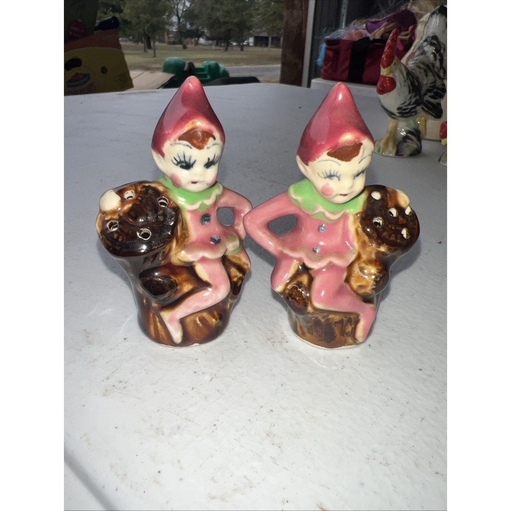 VINTAGE PINK PIXIE ELF SALT AND PEPPER SHAKERS JAPAN ON TREE TRUNK